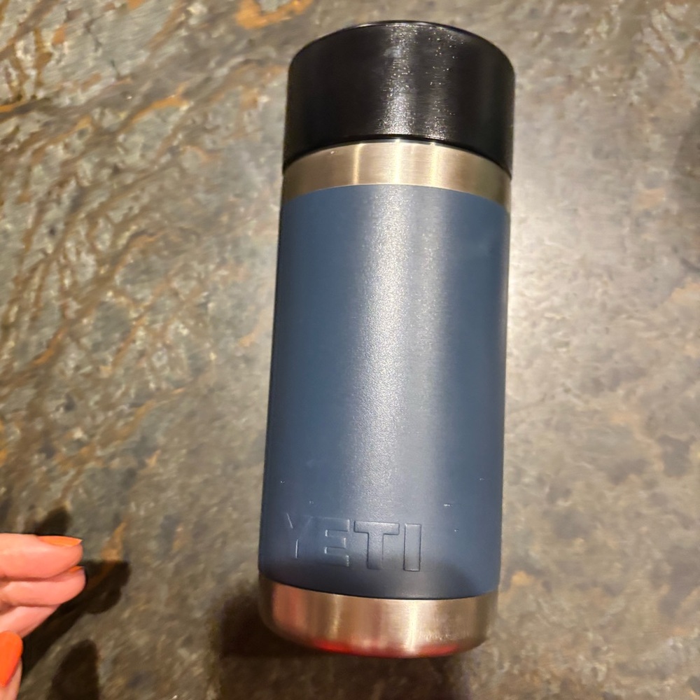 YETI Rambler 12 oz Navy BPA Free Bottle with Hotshot Cap - Picture 3 of 8
